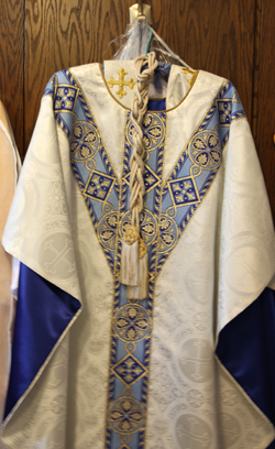 062715-vestments-2