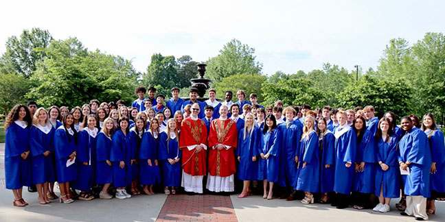 Christ the King honors graduates 