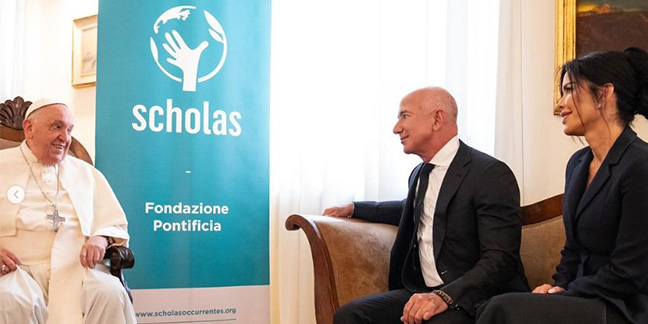 Pope discusses climate change with Jeff Bezos