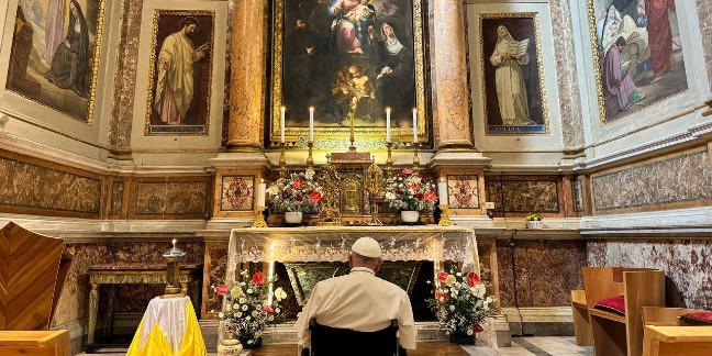 Pope prays at tomb of St. Monica on her feast day